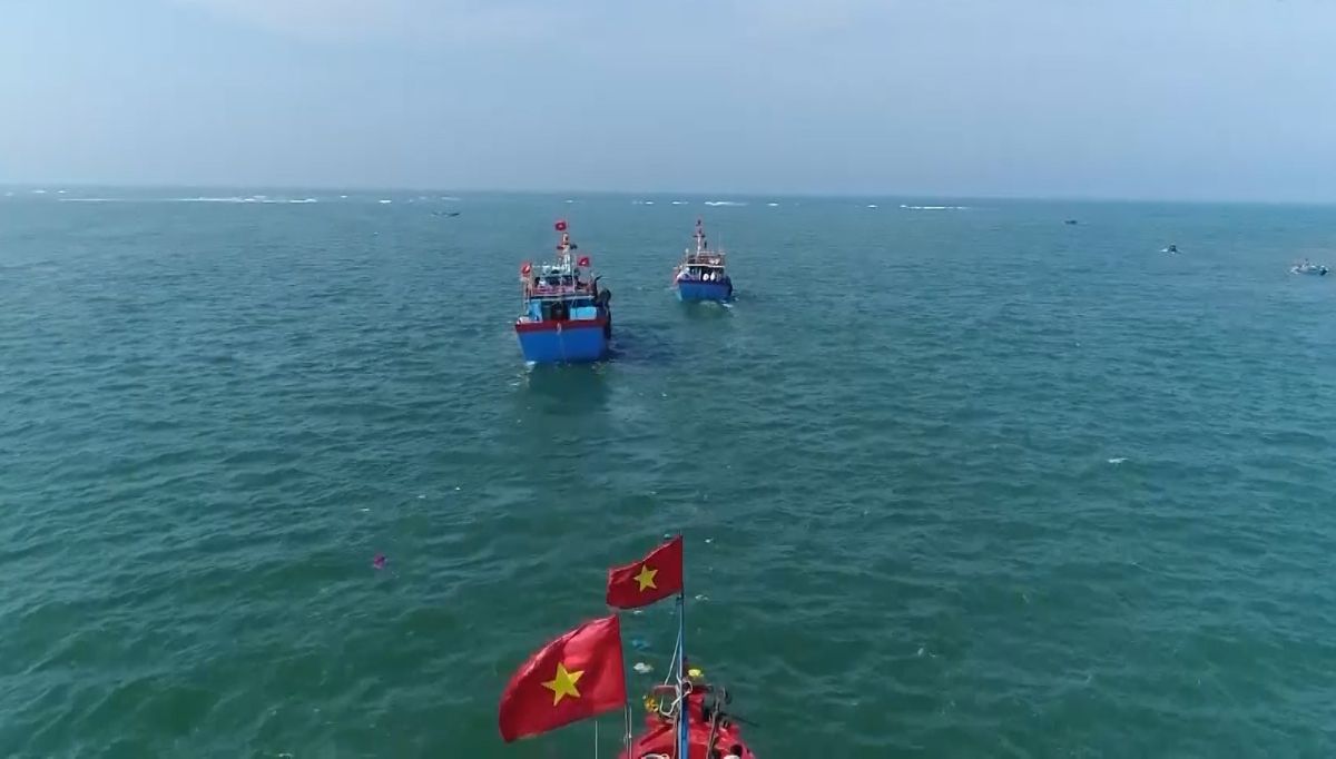 Quang Tri fishermen reach out to sea and stick to the sea in the first days of the year. Photo: Thanh Trung