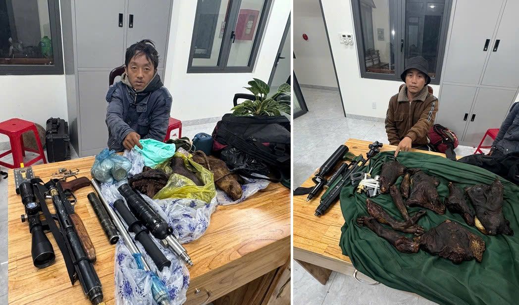 Hai đối tượng bị công an bắt giữ khi mang theo súng và nhiều động vật rừng. Ảnh: Công an cung cấp 