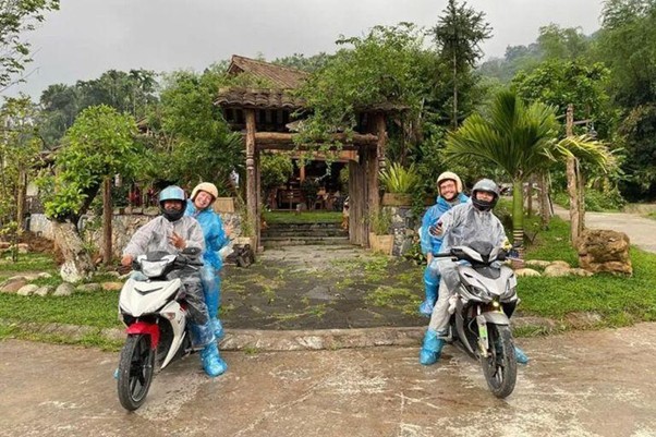 Hanh trinh Ha Giang Loop chinh phuc nhung cung duong dep hang dau Viet Nam bang xe may. Anh: MOTOGO Tours