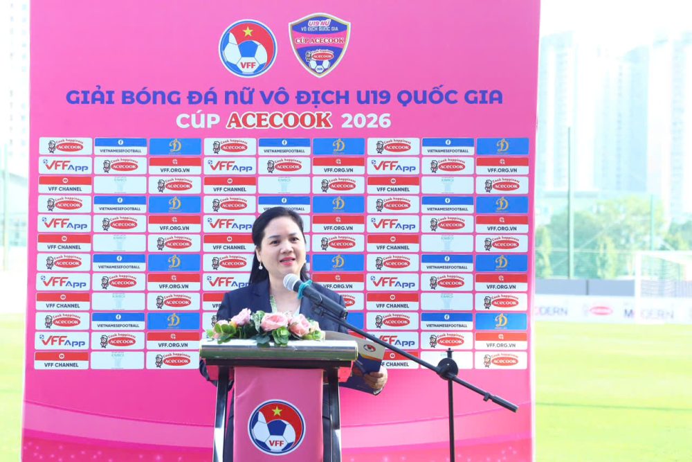 Ba Nguyen Thanh Ha phat bieu tai le khai mac. Anh: VFF