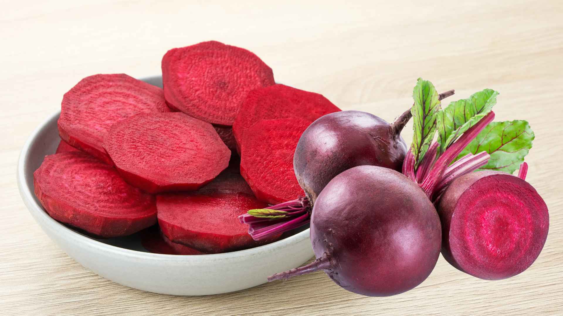 Eggplant, eating it regularly will help detoxify the liver naturally high. Graphic photo: Huong Son