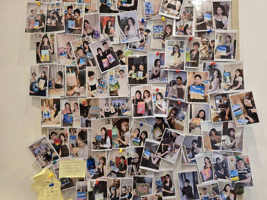 A few good ideas to help create a corner to keep commemorative photos in the family. Photo: Tuan Dat