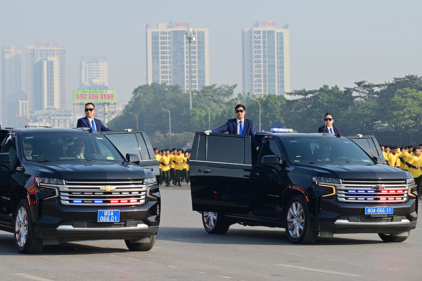 Trong so cac luc luong, co can bo chien si thuoc luc luong canh ve. Anh: Viet Phu