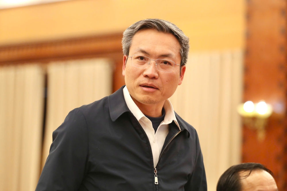 Major General Nguyen Quoc Toan - Chief of Office, Spokesperson of the Ministry of Public Security informs about the work of ensuring security and order to serve the 14th Party Congress. Photo: Pham Dong