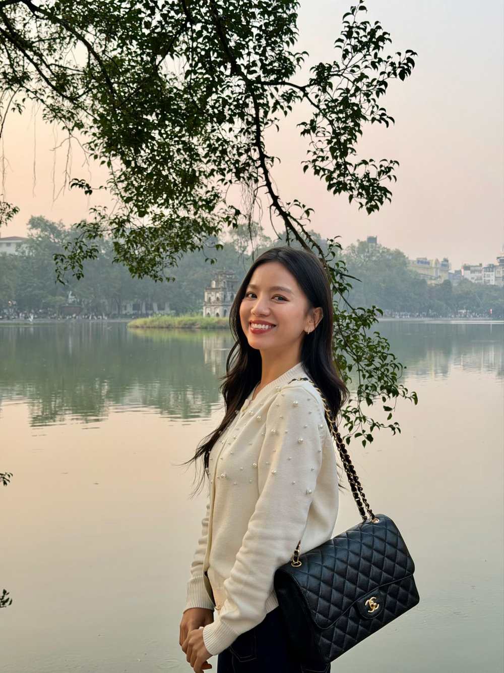 Mau tui Chanel Ha Anh so huu co gia khoang 260 trieu dong. Anh: Nhan vat cung cap.