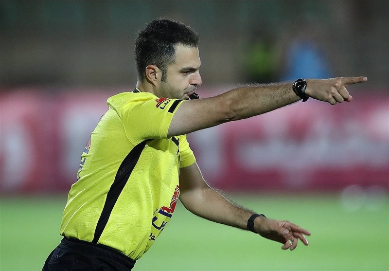 The Iranian FIFA referee officiated the match of U23 Vietnam, famous for being disciplined and strict. Photo: AFC