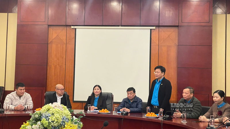 Doan cong tac lam viec voi Cong ty TNHH MTV BITI'S Lao Cai. Anh: Dinh Dai