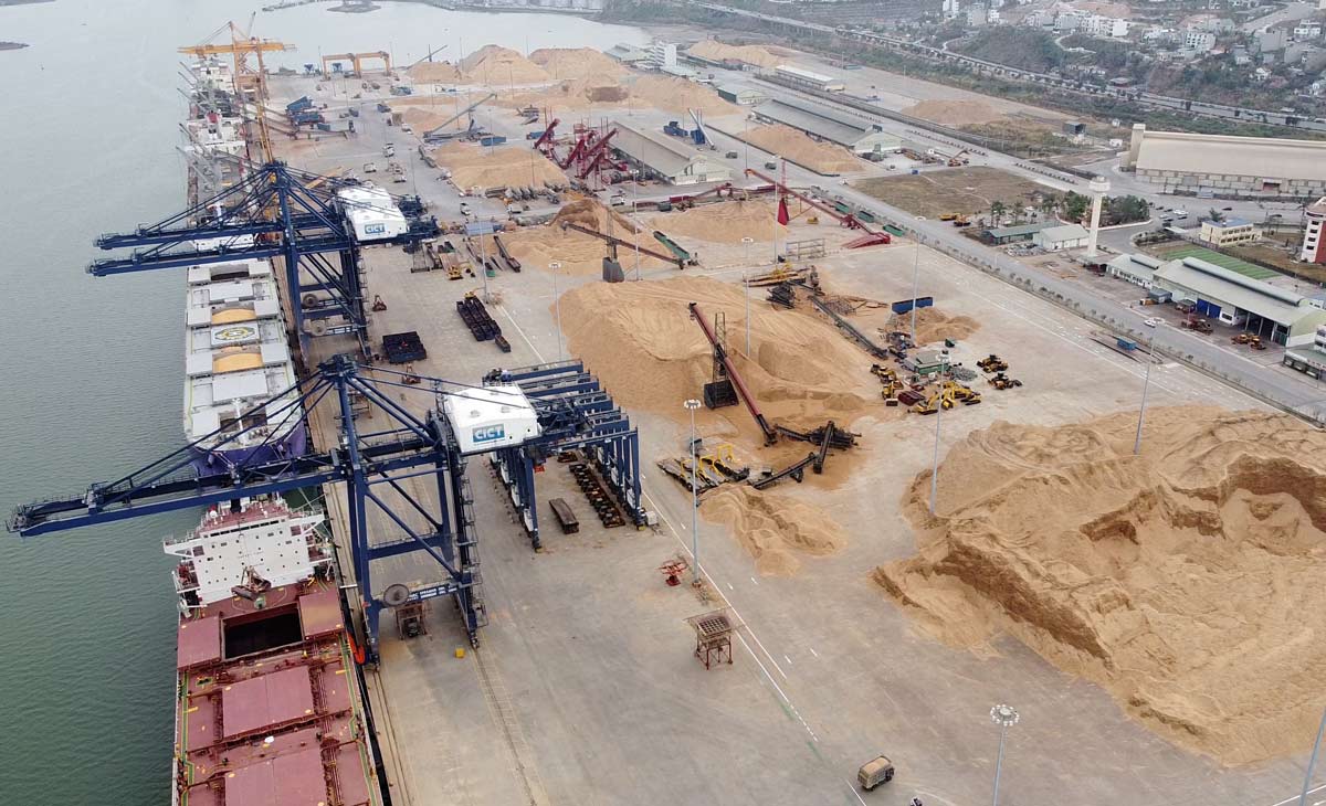 Overview of Cai Lan port, Quang Ninh province. Photo: Doan Hung