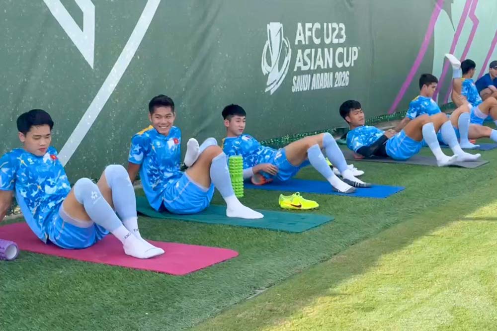 U23 Viet Nam dang co tam ly thoai mai sau tran thang U23 Jordan. Anh: VFF