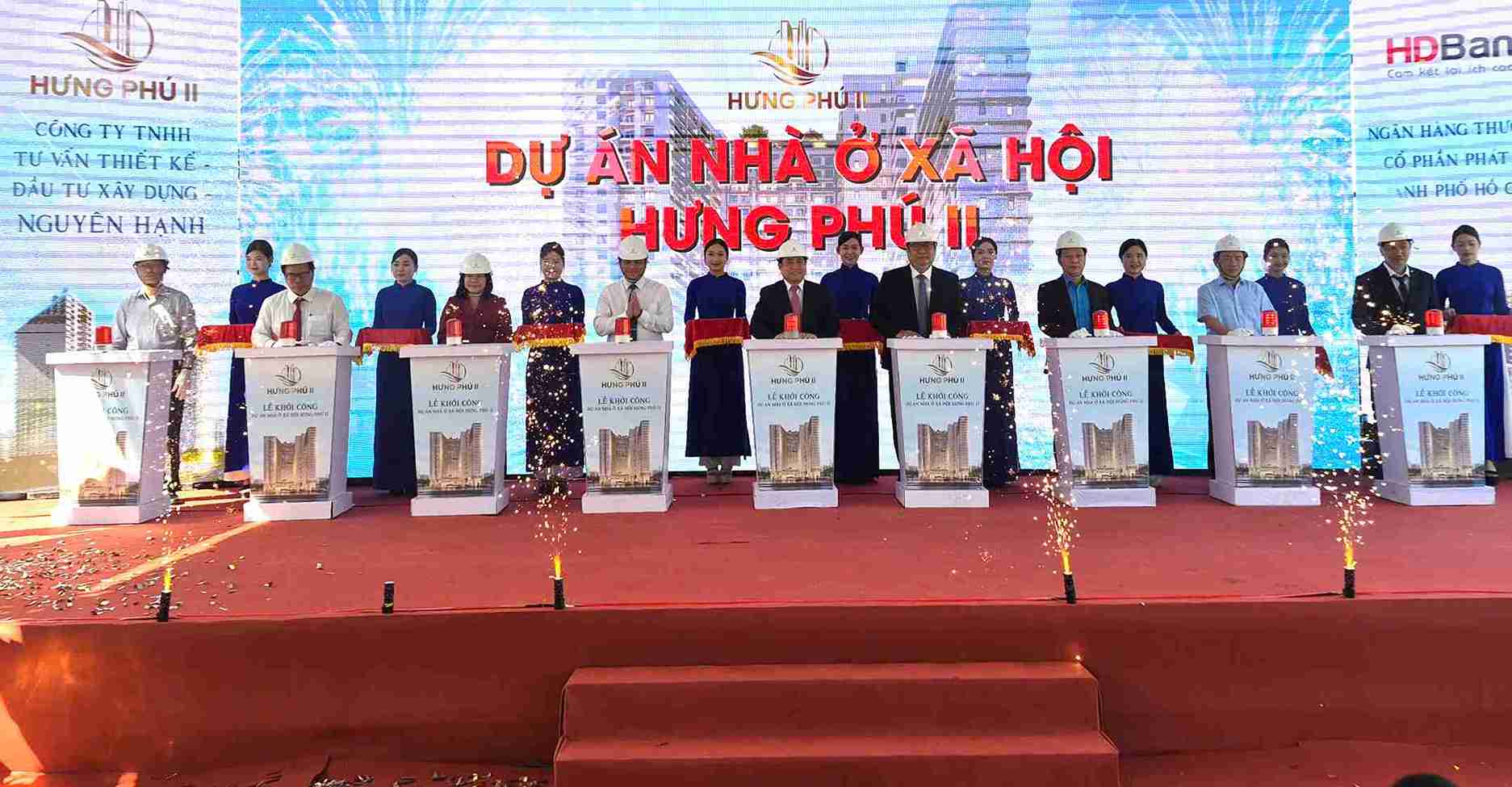 Groundbreaking ceremony for social housing project for workers and laborers in Khanh Hoa. Photo: Huu Long