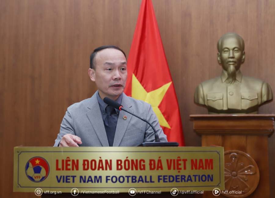 Tong Thu ki VFF Nguyen Van Phu phat bieu tai buoi le. Anh: VFF