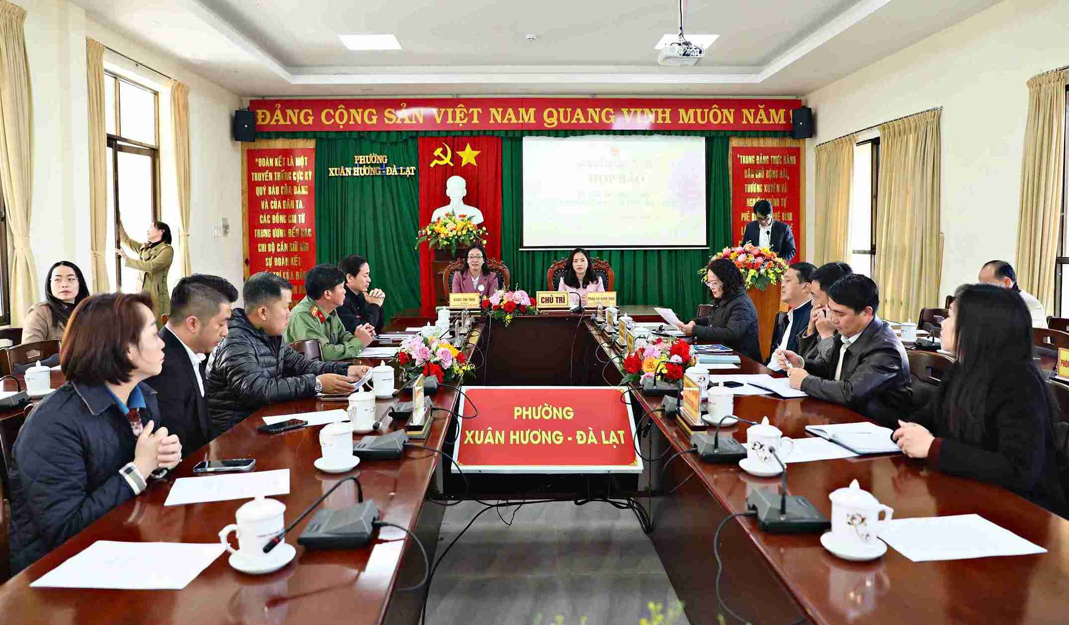 Quang canh buoi hop bao. Anh: Phuc Khanh