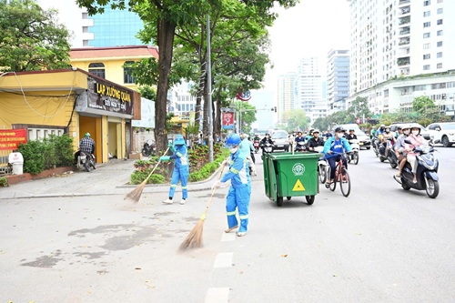 Hanoi launches general environmental sanitation campaign to celebrate the Party Congress and Tet 2026. Photo: Ngoc Hiep
