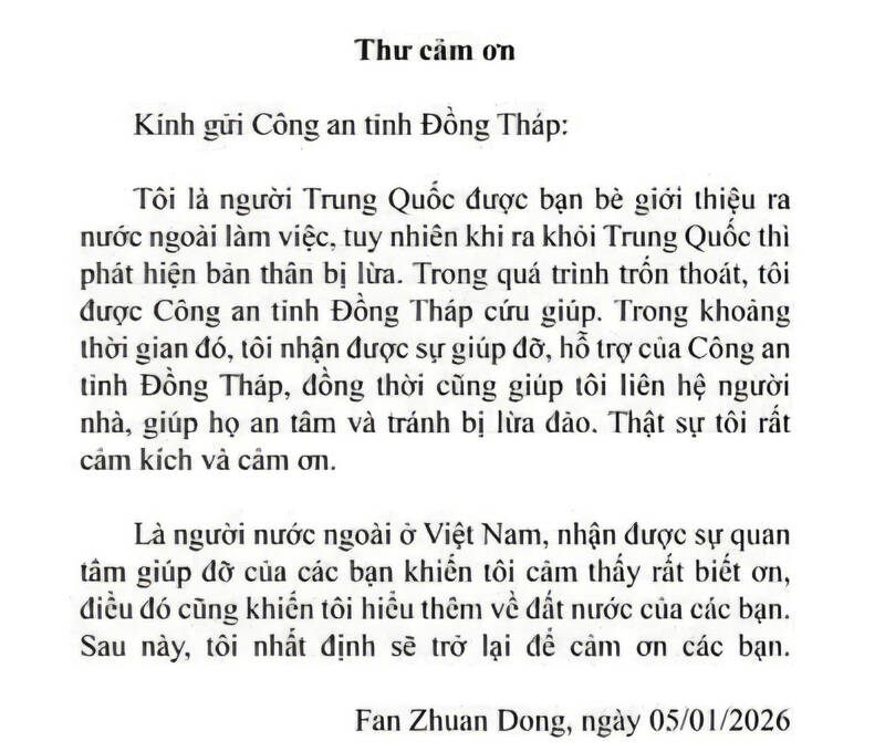 Thu cam on cua anh Fan Zhuan Dong gui Cong an tinh Dong Thap. Anh: Bo Cong an