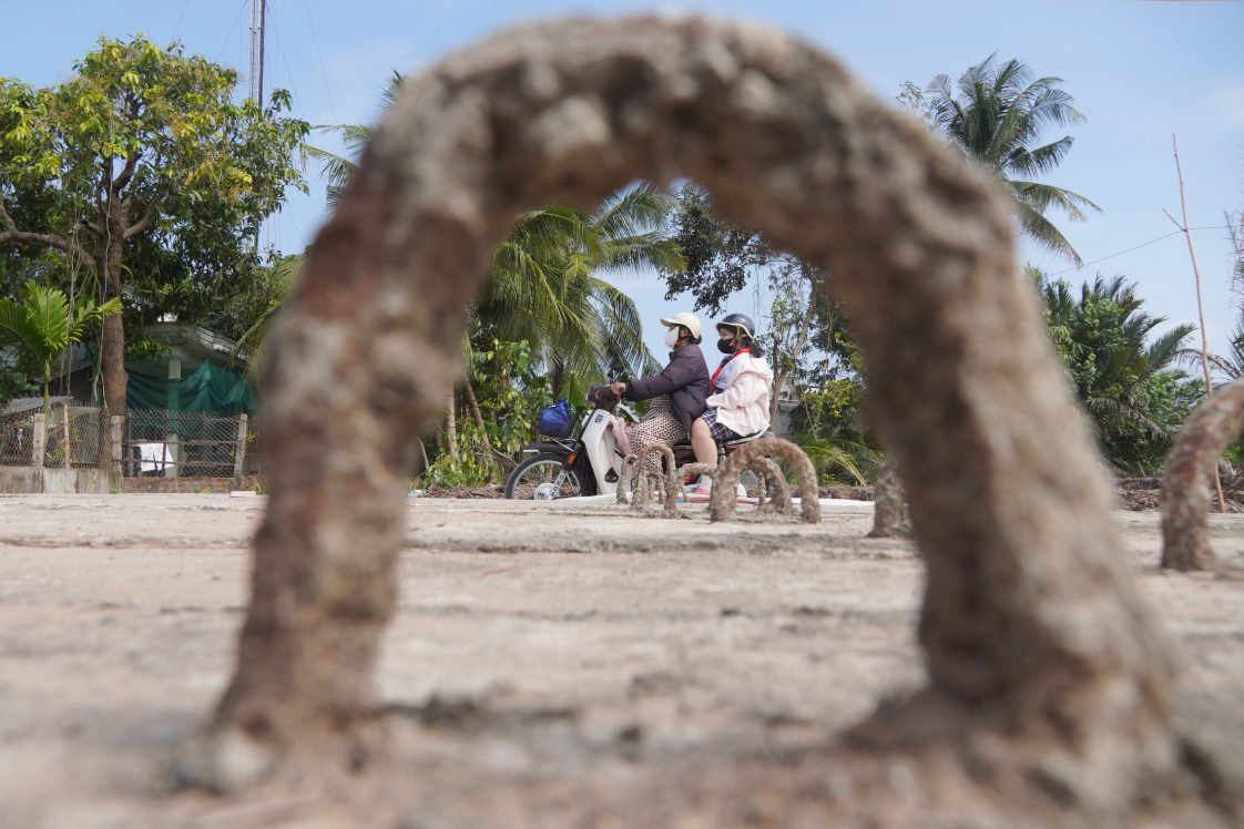 Du an bo khong nhieu nam khien cac hang muc sat thep tai coc cau bi hoen ri theo thoi gian.