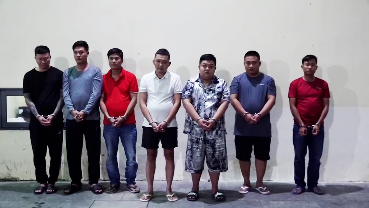 Breaking the debt collection case, arresting 7 subjects. Photo: Police provided