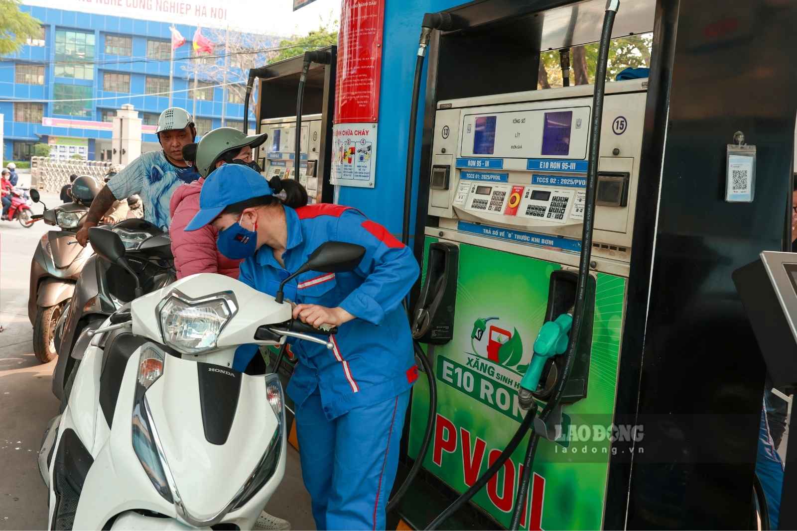 Update on gasoline and oil prices on October 1st: Brent oil exceeds 100 ...