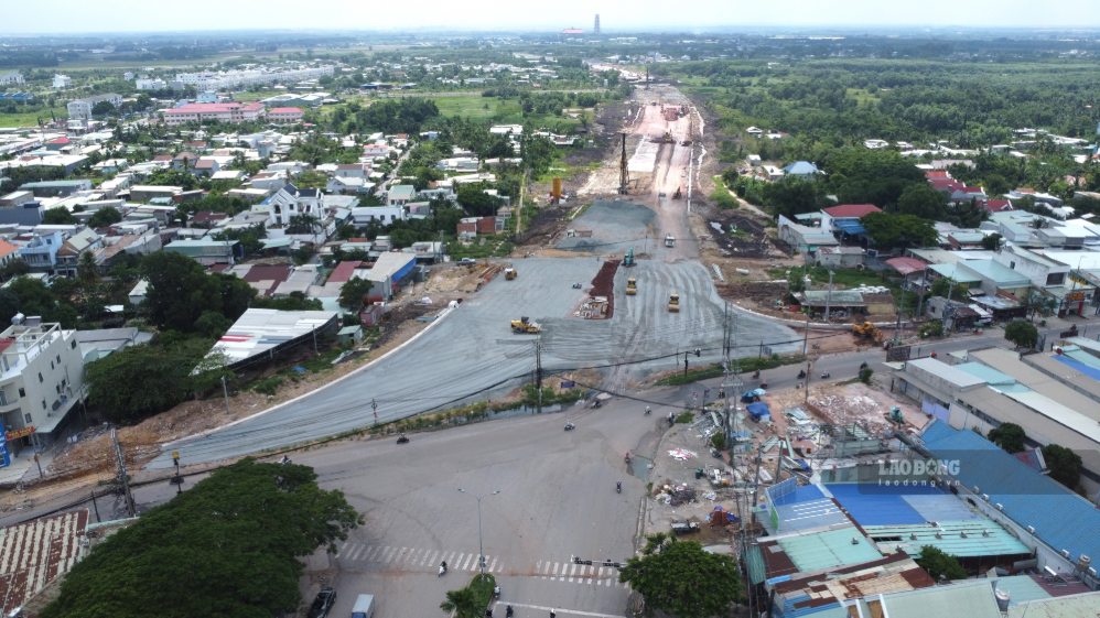 Three transport projects connecting Long Thanh airport approve ...