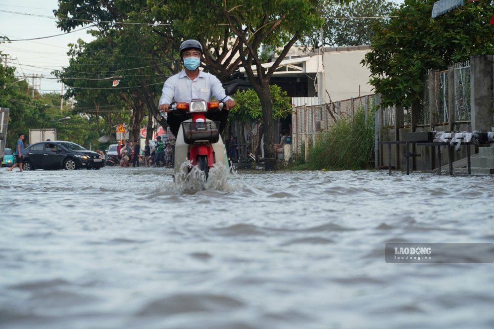 High tide in Ho Chi Minh City exceeds peak in 2025, forecast to rise to ...