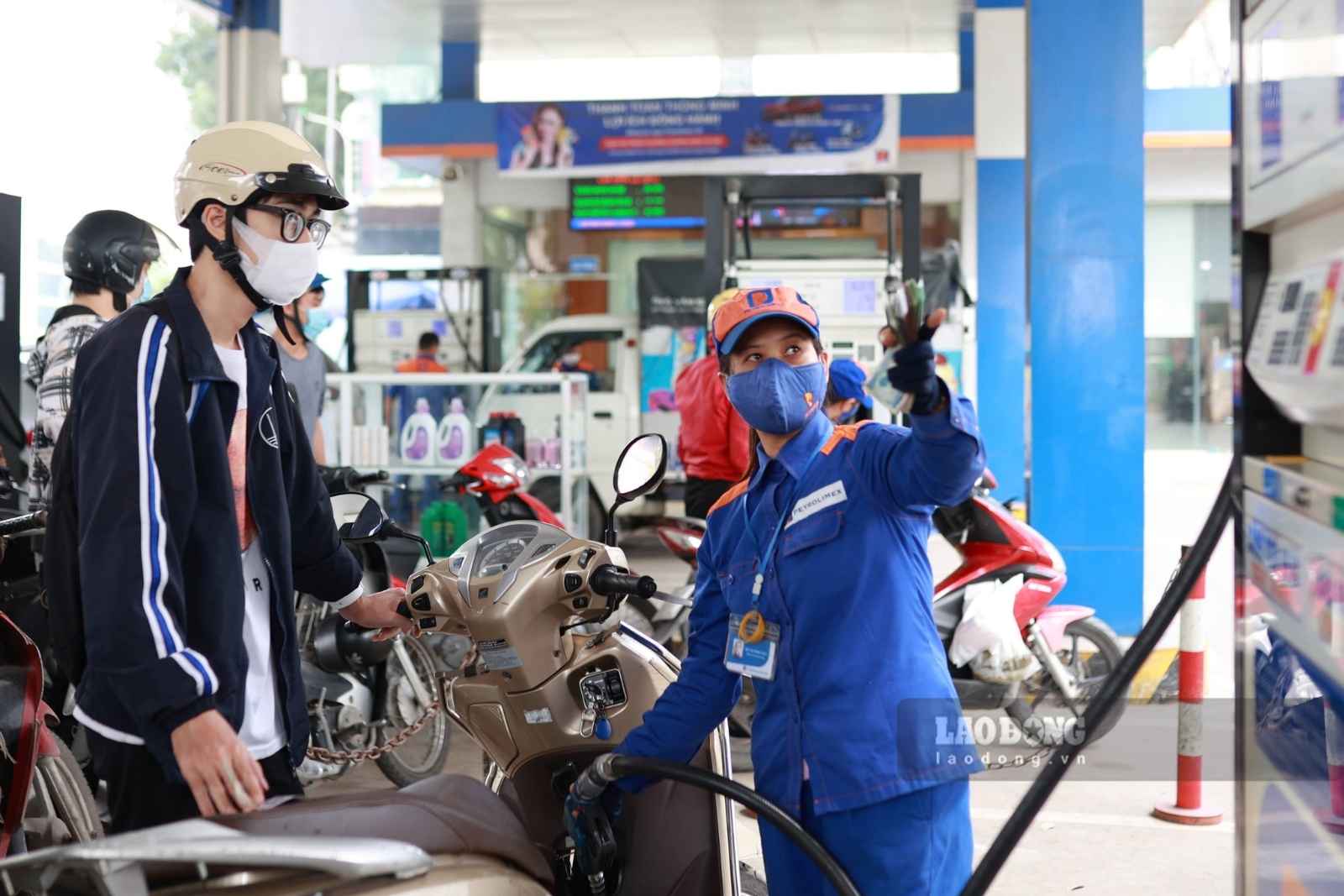Gasoline and oil prices today, October 13th: Simultaneously decrease