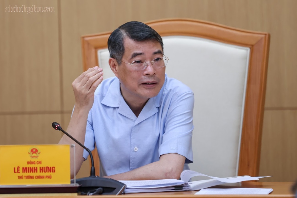 Prime Minister requests Ho Chi Minh City National University to master ...