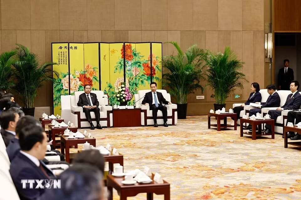 National Assembly Chairman Tran Thanh Man receives Shaanxi Provincial ...