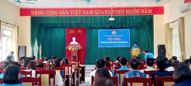 LĐLĐ tỉnh Phú Thọ tập huấn cho công đoàn viên. Ảnh: LĐLĐ Phú Thọ