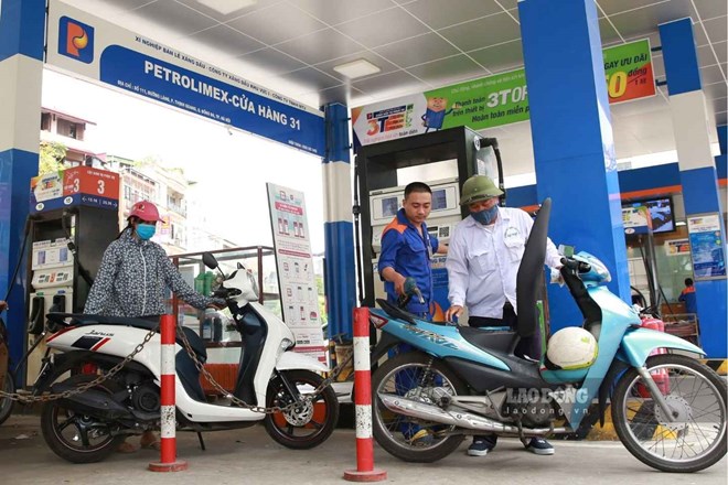 Dự báo giá xăng giảm trong kỳ điều hành giá chiều nay