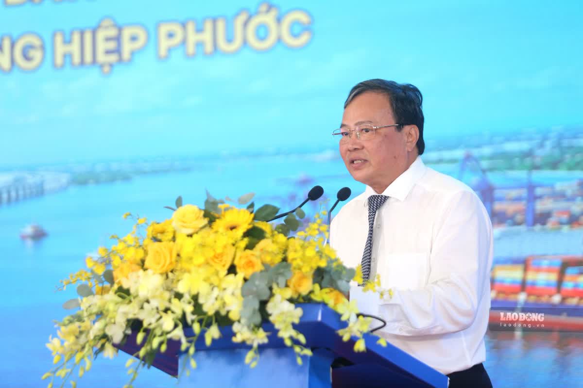 Ông Lê Văn Hẳn - Chủ tịch UBND tỉnh Tây Ninh phát biểu tại lễ khởi công. Ảnh: Huỳnh Du