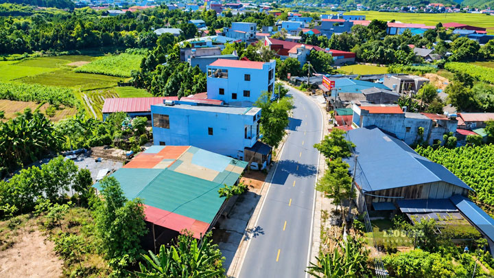 Tuyến đường không chỉ rút ngắn thời gian di chuyển mà còn mở ra không gian phát triển mới cho các địa phương vùng cao.