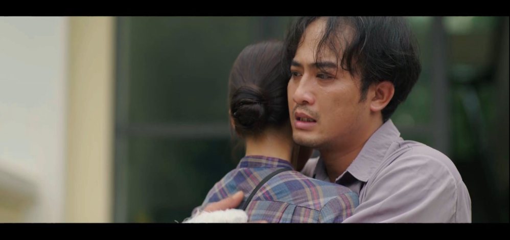 Cảnh diễn của Doãn Quốc Đam và Huyền Lizzie trong phim. Ảnh: VTV