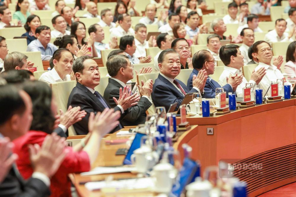 Tổng Bí thư, Chủ tịch nước Tô Lâm và các đồng chí lãnh đạo Đảng, Nhà nước dự Hội nghị. Ảnh: Hải Nguyễn