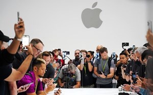 Customers may not be able to buy iPhone Duo on opening day