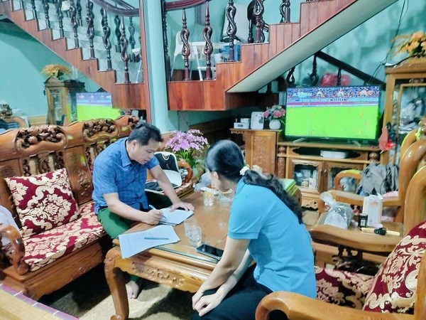 Lạng Sơn vận động người cao tuổi nhận lương hưu qua chuyển khoản