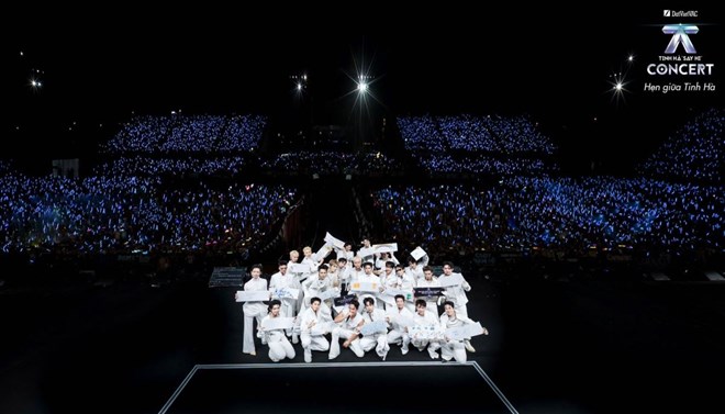 Tinh hà say hi liên tiếp cháy vé, sức nóng concert kéo dài đến cuối năm