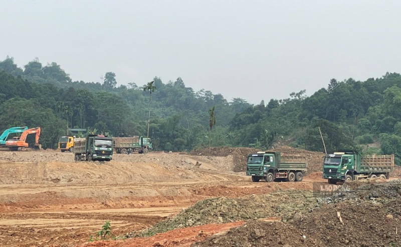Hệ thống hạ tầng khu công nghiệp sau khi hoàn thiện sẽ phục vụ nhu cầu sản xuất, kinh doanh của các nhà đầu tư thứ cấp. Ảnh: Đinh Đại