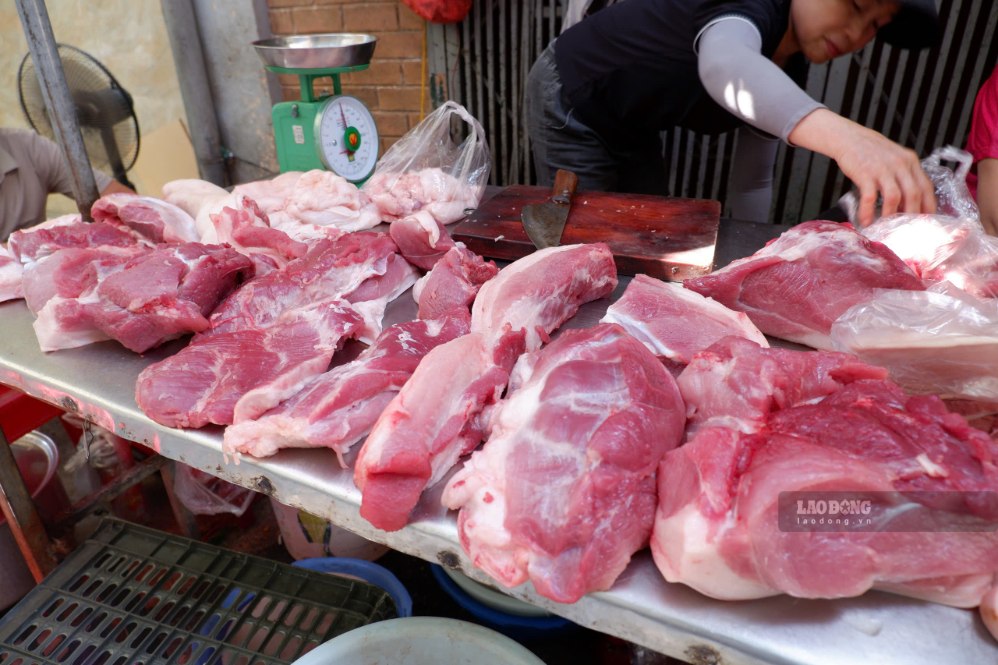 Live hog prices today, October 23rd: Continuously decreasing, the ...