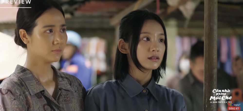 Huyền Lizze và Thu Hà Ceri vào vai mẹ con dù chỉ hơn nhau 12 tuổi. Ảnh: VFC