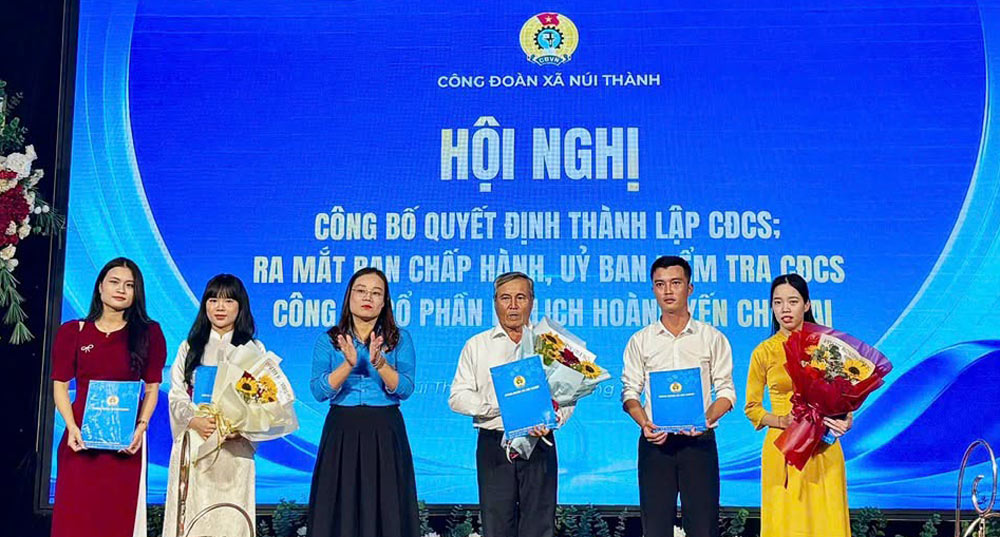Da Nang Trade Union examines and provides health advice to 230 female ...