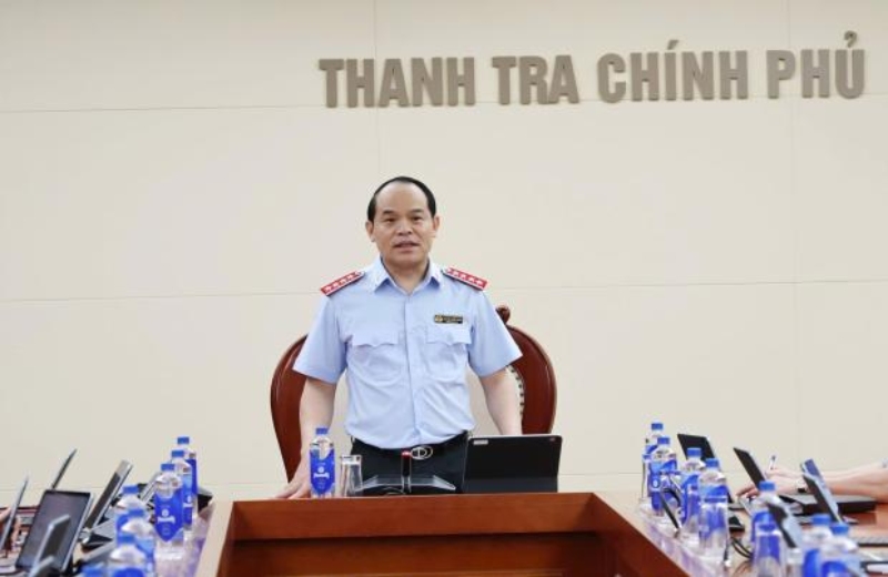 Proposal to regulate cases and time of use of inspection uniforms
