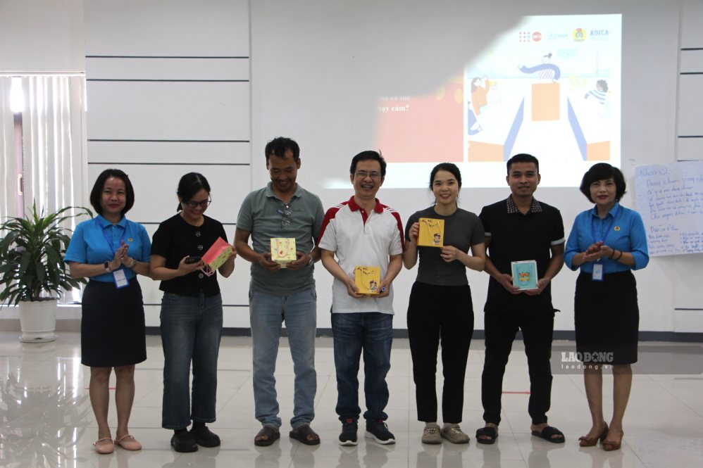 Training on preventing sexual harassment for workers in Khanh Hoa
