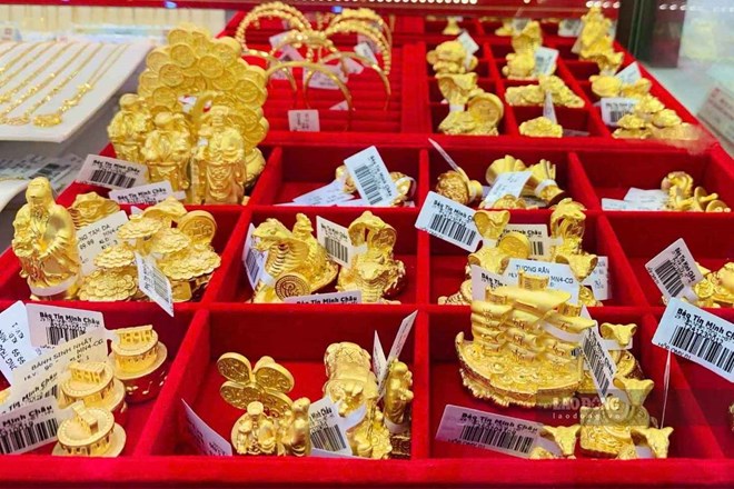 Giá vàng hôm nay 26.10: Tiếp đà sụt giảm