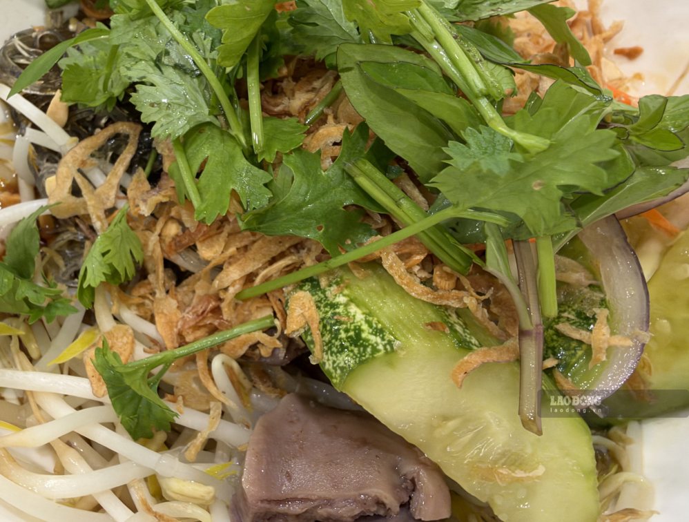 How to make chewy, crispy, and flavorful vermicelli mixed with pig ...