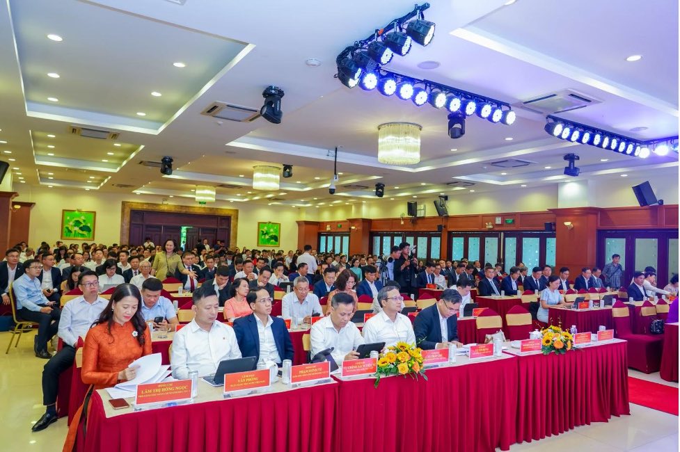 Banking industry commits to large resources to create momentum in the ...