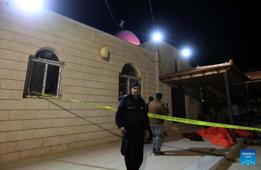 Syria closes border gate with Jordan after airstrike kills 5 people