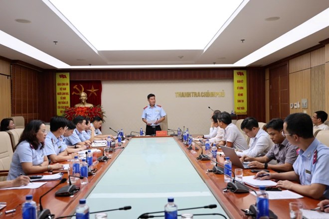 Proposal to regulate cases and time of use of inspection uniforms
