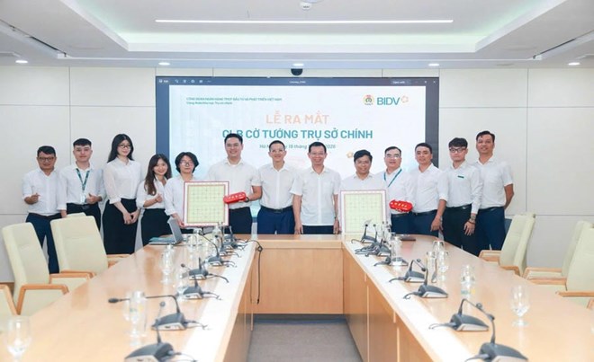 Ngày 19.10, Công đoàn Khu vực Trụ sở chính BIDV ra mắt Câu lạc bộ Cờ tướng, tạo sân chơi trí tuệ cho đoàn viên, người lao động. Ảnh: CĐ Ngân hàng VN