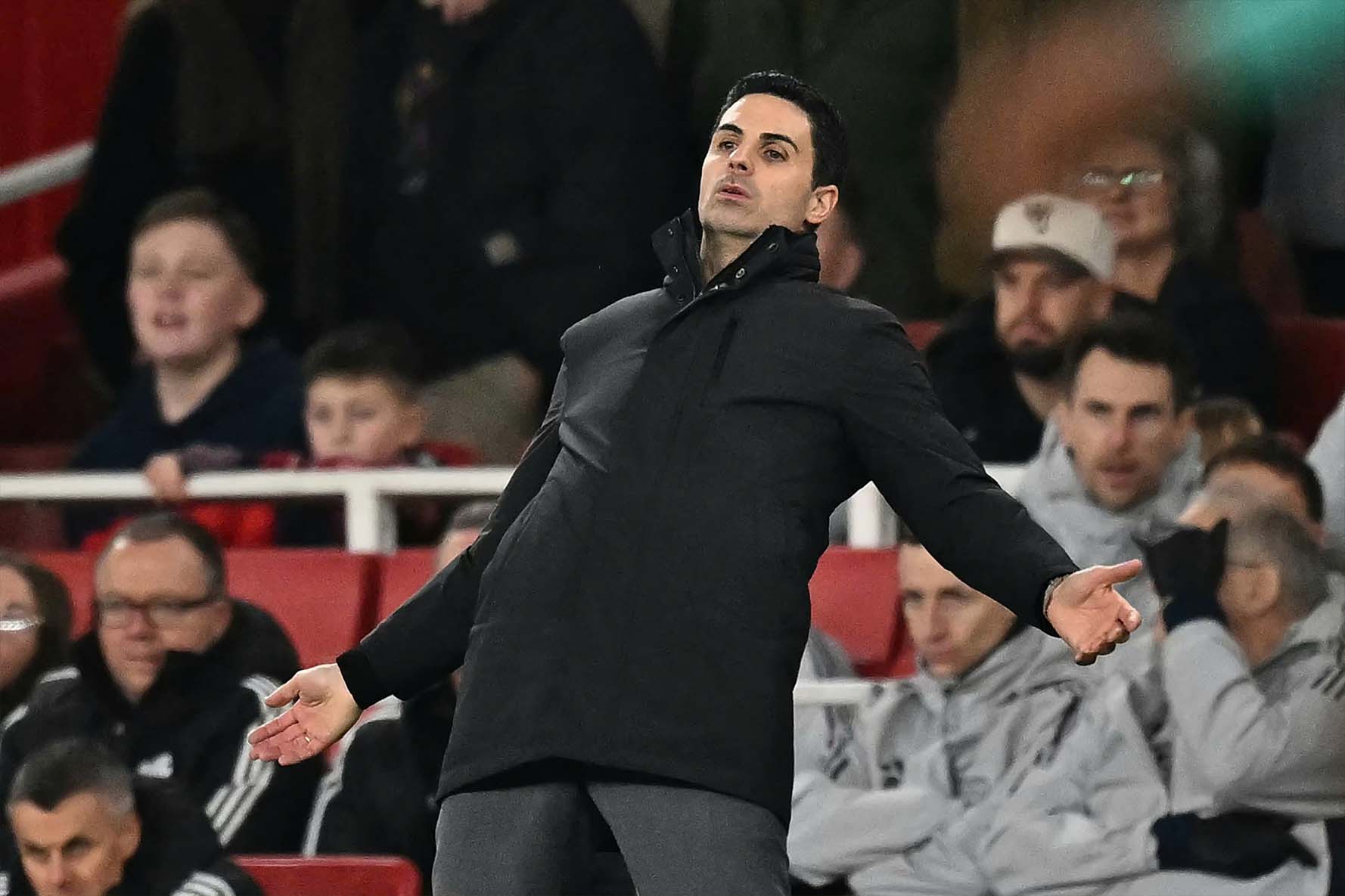 Arsenal's unsolved striker problem before the match against Liverpool