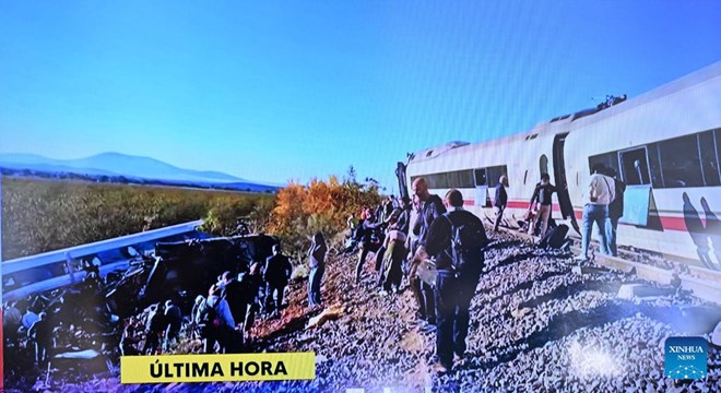 Two speedboats collide in Spain, at least 46 people killed
