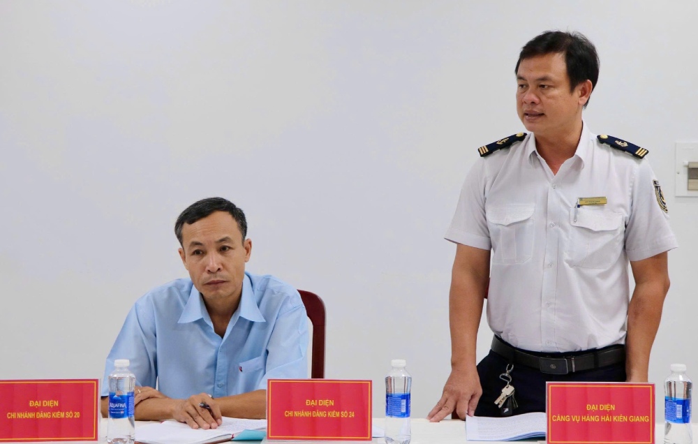 An Giang strengthens review and improves management of waterway and ...